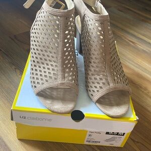 Liz Claiborne Gemma Tan Putty